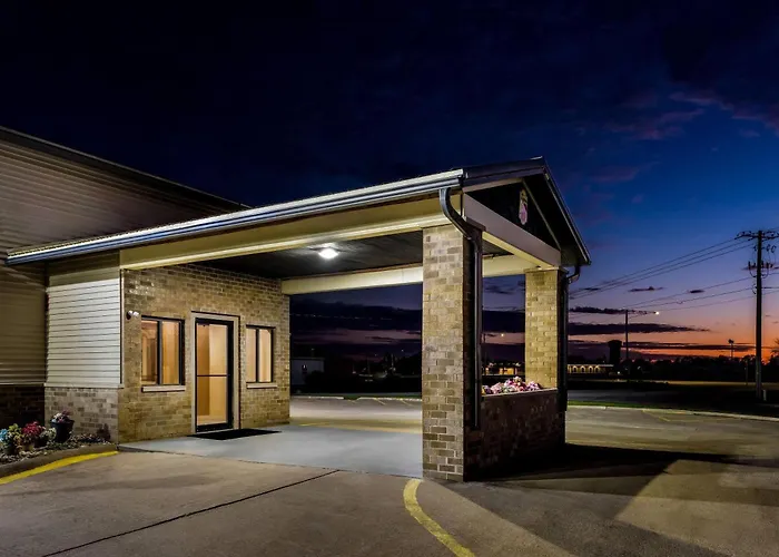 Super 8 By Wyndham Jefferson
