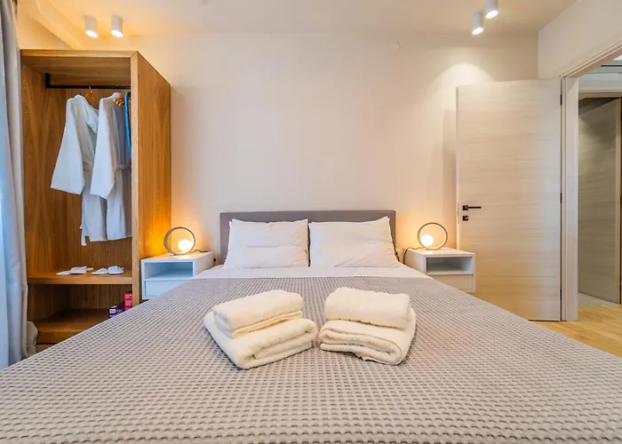 Iridium Old Town Luxury Suites