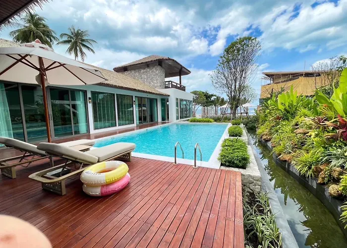 Luxtalay Khanom Hotel