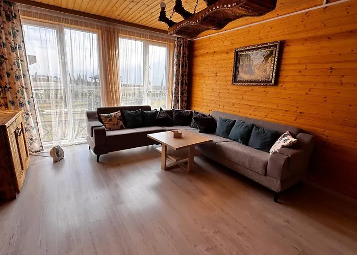 Cottage Chalet And Tours