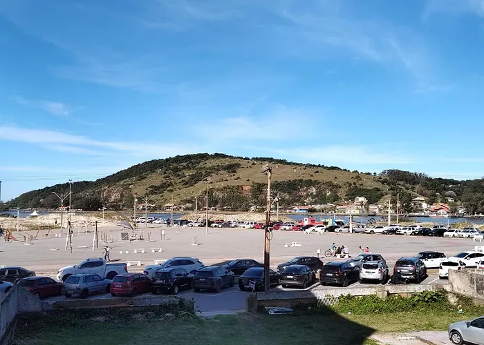 Apartamento 3 Dorm., O Quintal É A Praia E Molhes