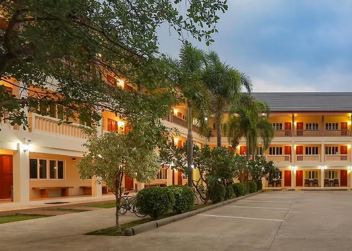 Poonnagunn Hotel
