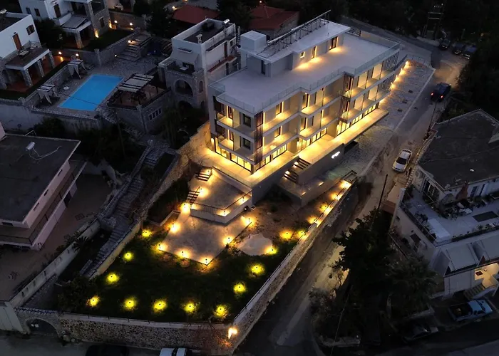 Trinasus Hotel