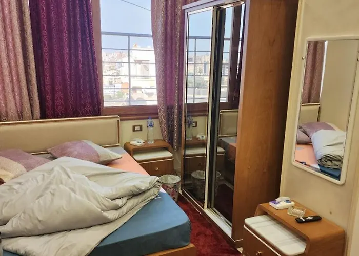 S5Tar Hotel Rooms In Front Of Mansoura University
