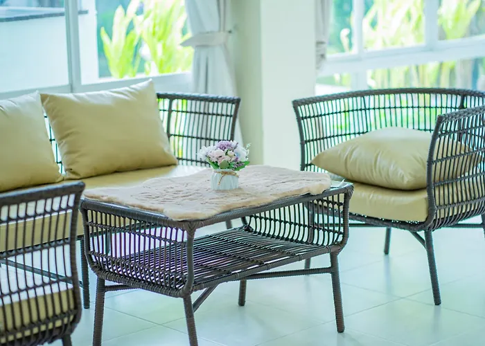 Farinda Resort & Pool Villa