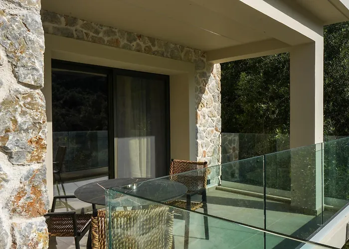 Onar Luxury Suites Parga