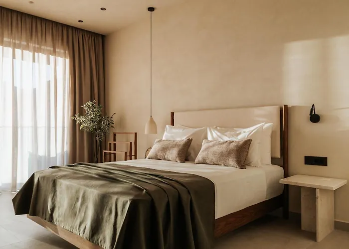 Amente Mindful Suites