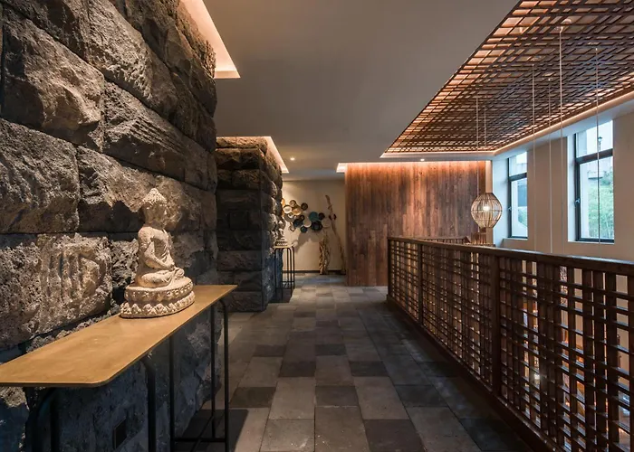 Tengchong Bodu Hot Spring Resort Hotel