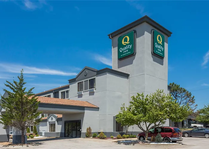 Quality Inn Lees Summit - Kansas City