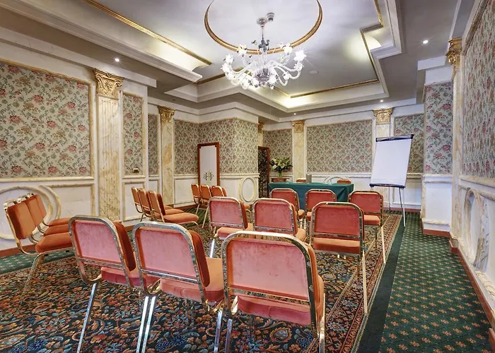 Borgo Palace Hotel