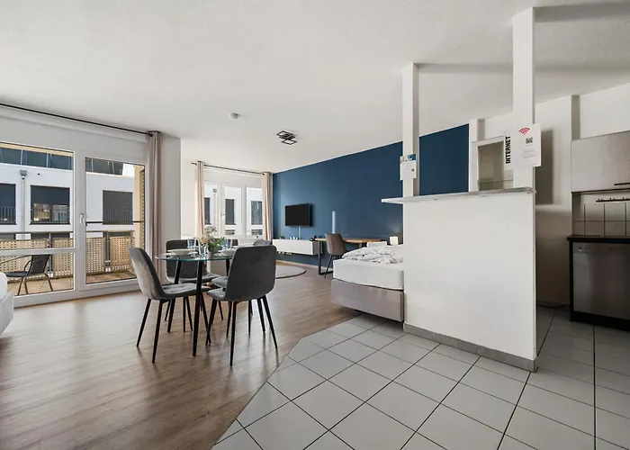 RANGE - 2 Apartments - Küche - WLAN - Netflix - Balkon - 1-6 Personen