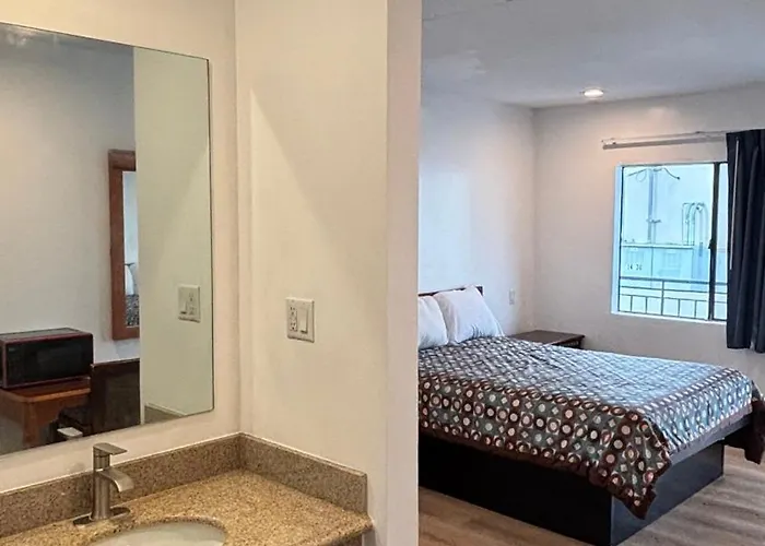 Budget Inn Whittier