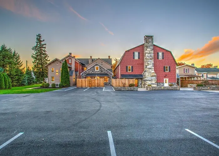 Legacy Manor 13 Bedrooms Sleeps 26
