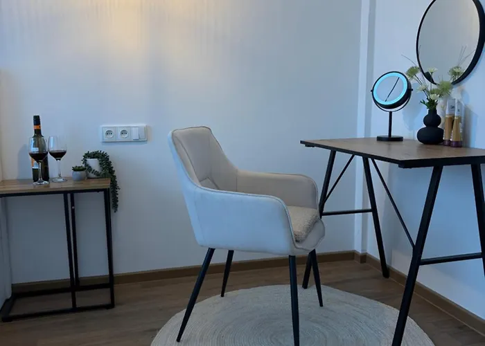 Morava Apartman 7 Manzelska Postel A Postel Pro 3 Osobu, Parkovani Zdarma Safarikova 855 Uherske Hradiste