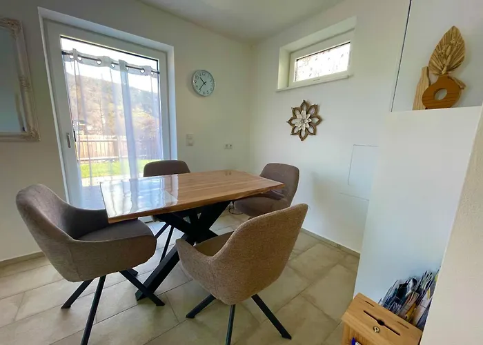 Mitzis Stubn Apartments - Bad Goisern - 24-hour self check-in