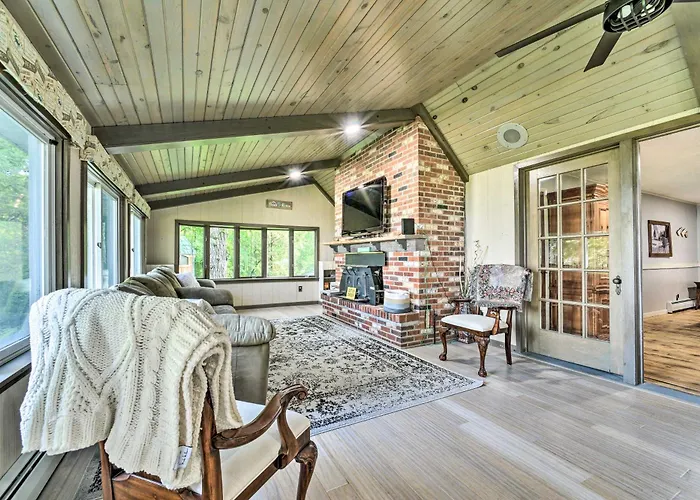Waterfront Lake Huron Getaway: Private Beach!