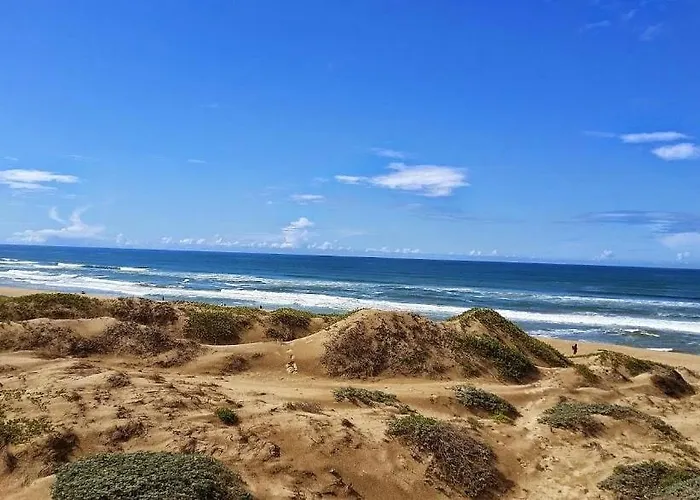 Cozy Tiny House Near The Beach