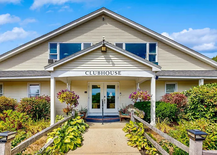 Wellington Manor 234