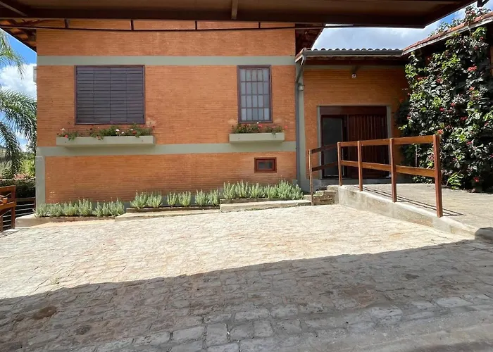 Café e Pousada Jardim Secreto