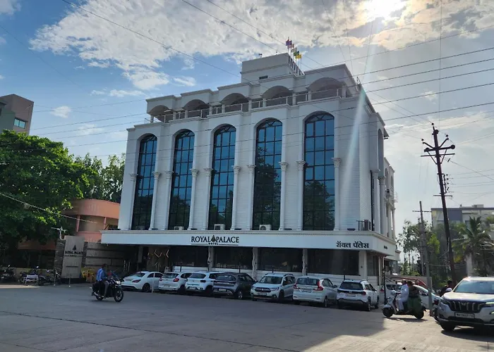 Hotel Royal Palace Jalgaon