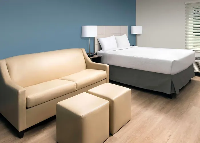 Woodspring Suites Cleveland North