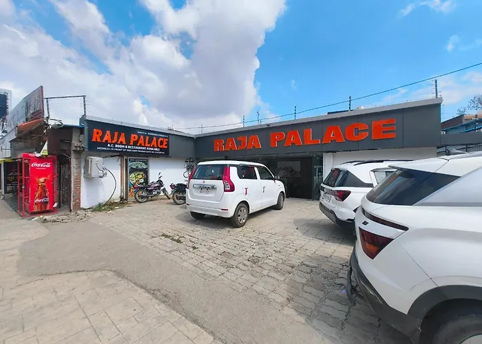 Raja Palace