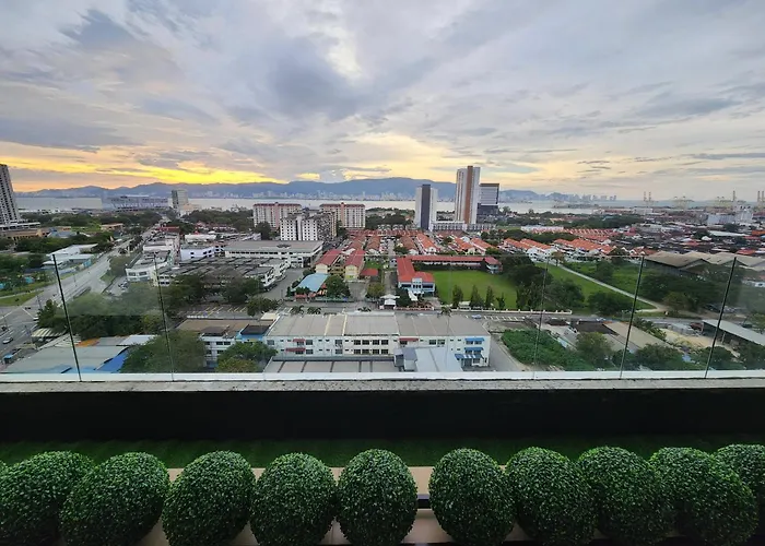 Praicon Tower Hotel Large Suite 3Br - Butterworth