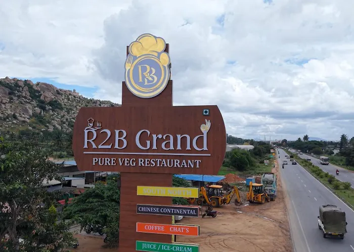 R2B Grand Hotel