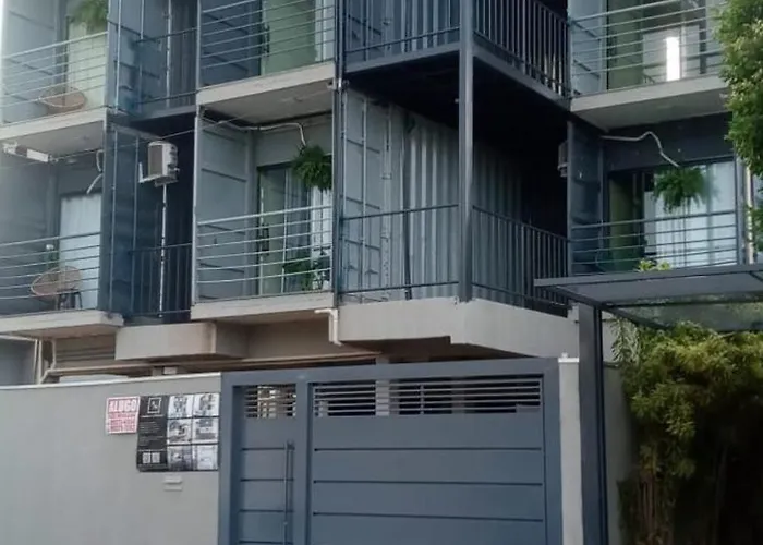 Flats Containers