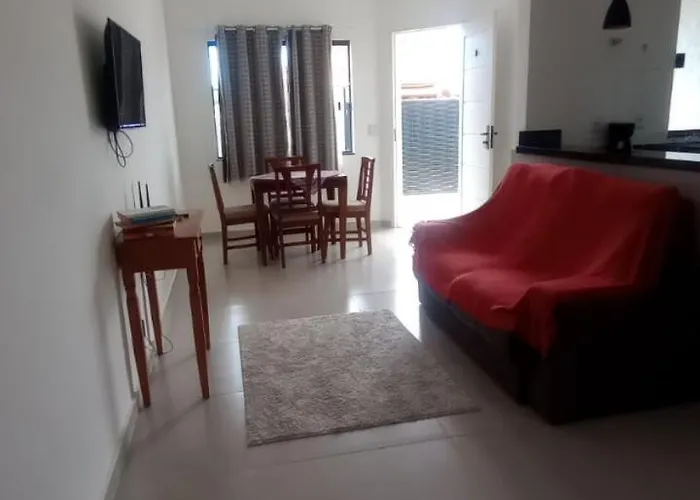 Casa aconchego - praia, trilhas, comercio, praça