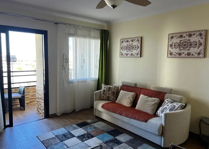 Great Location Apartment
