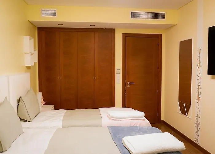 Luxury 2Br Spacious & Stylish With Patio Near Metro
