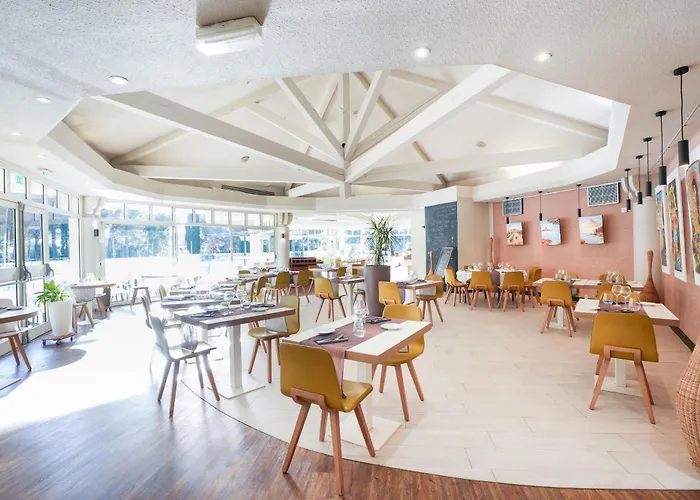 Garrigae Domaine De L'Esterel - Piscine & Spa Cinq Mondes