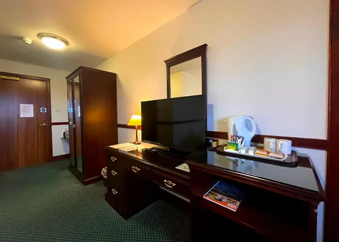 The Weigh Inn Hotel & Lodges