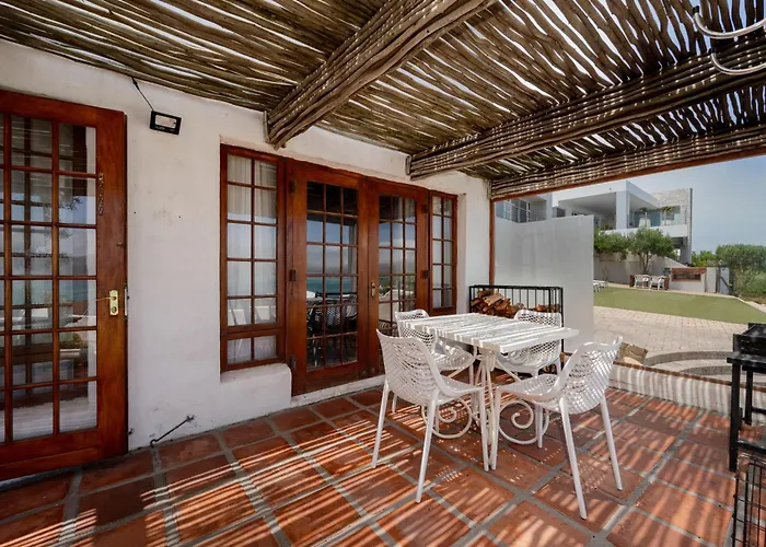 Adventure Pad'S By The Farmhouse Hotel