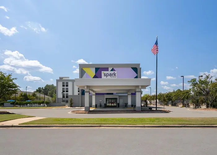 Spark By Hilton Decatur