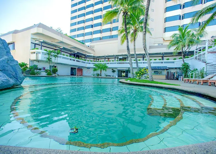 Topland Hotel & Convention Centre