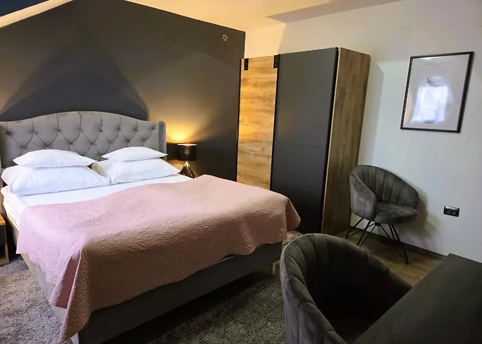 Hotel Millennium