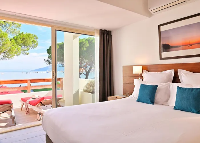 Hotel La Roya