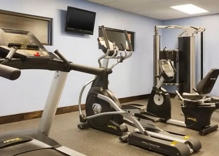 Townhome Inn & Suites