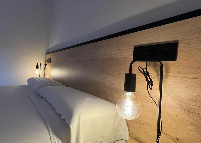 Hotel NIU a 50 m del Funicamp