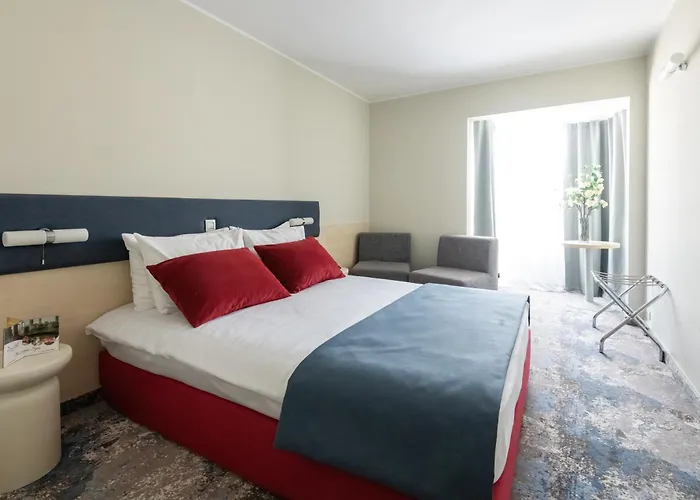 Zenith Hotel