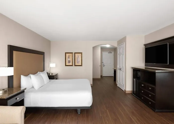 La Quinta By Wyndham Paso Robles