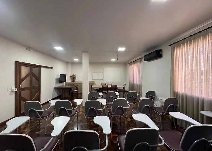 Luz Hotel Pato Branco
