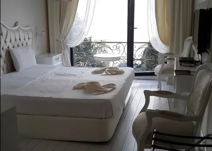 Bab-i Zer Hotel