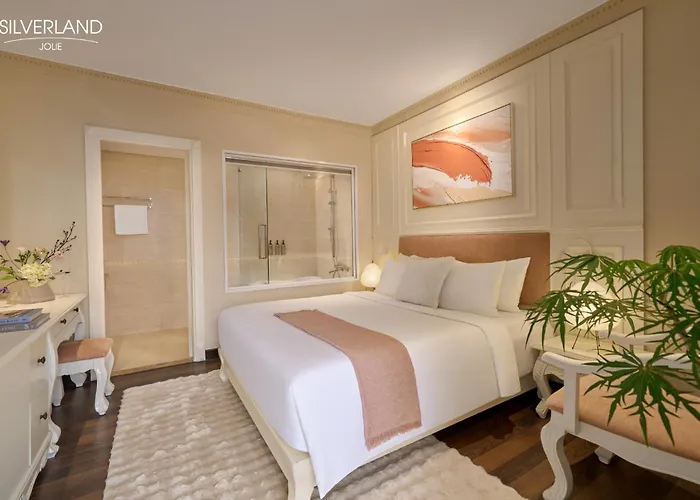 Silverland Jolie Hotel
