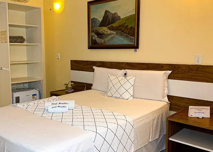 Hotel Monólitos