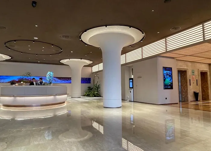 The Center Hotel Weihai