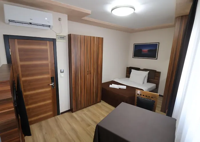 Hotel Semitronix