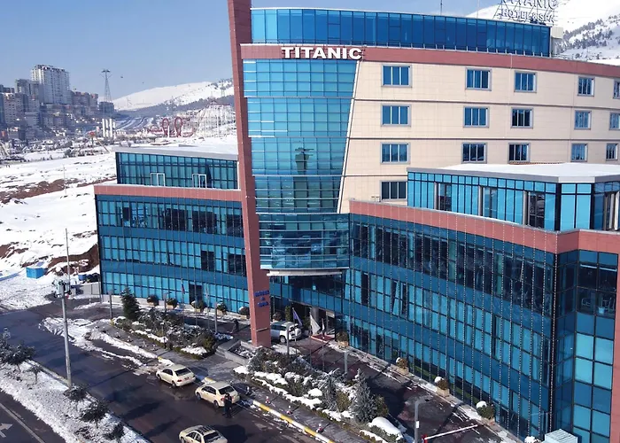 Titanic Hotel & Spa